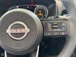 2025 Nissan X-TRAIL ST-L