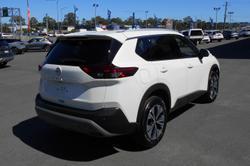 2025 Nissan X-TRAIL ST-L