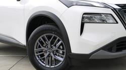 2025 Nissan X-TRAIL ST