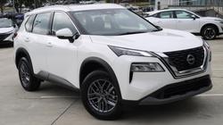 2025 Nissan X-TRAIL ST