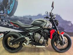 Triumph Trident 660