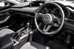 2025 Mazda 3 G25 Evolve SP