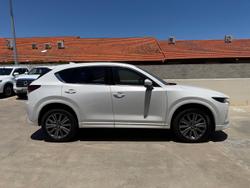 2025 Mazda CX-5 G25 Akera