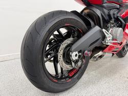 2015 DUCATI 899 PANIGALE Red