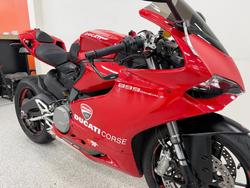 2015 DUCATI 899 PANIGALE Red