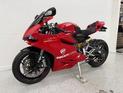 2015 DUCATI 899 PANIGALE Red