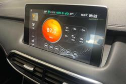 2021 MG HS PHEV Essence