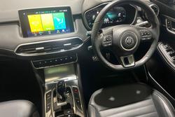 2021 MG HS PHEV Essence