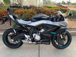 2025 CFMOTO 2025 CF Moto 675CC 675SR-R ABS NEBULA BLACK