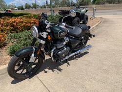 2024 Royal Enfield SUPER METEOR 650 Green