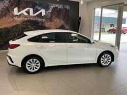 2023 Kia Cerato S