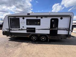 Traveller Intrigue 20'6 Rear Door