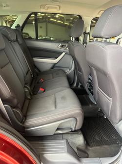 2015 Ford Everest Trend