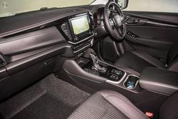 2025 Isuzu MU-X LS-U