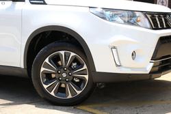 2024 Suzuki Vitara Turbo LY Series II 4X4 On Demand Cool White