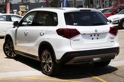2024 Suzuki Vitara Turbo LY Series II 4X4 On Demand Cool White
