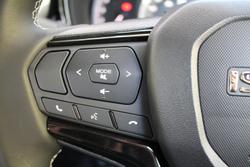 2025 Isuzu D-MAX BLADE