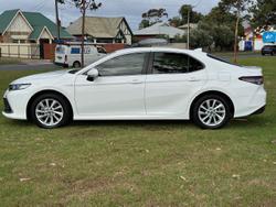 2022 Toyota Camry Ascent AXVH70R Glacier White