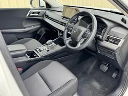 2022 Mitsubishi
                Outlander LS