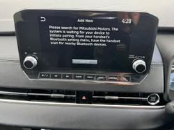 2022 Mitsubishi
                Outlander LS