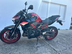 2024 Kawasaki Z900 (ZR900) RED