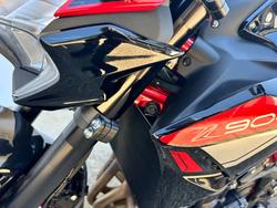 2024 Kawasaki Z900 (ZR900) RED