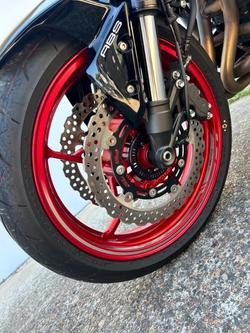 2024 Kawasaki Z900 (ZR900) RED