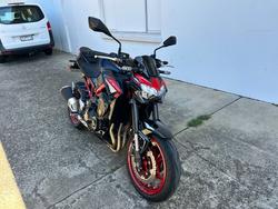 2024 Kawasaki Z900 (ZR900) RED