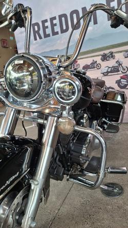 2011 Harley-davidson FLHR ROAD KING Black