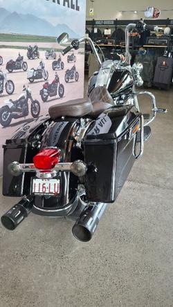 2011 Harley-davidson FLHR ROAD KING Black