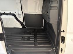 2024 Volkswagen Caddy TSI220