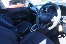 2025 Hyundai Venue Active