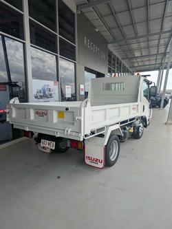 2025 Isuzu
                N Series NLR 45-150 AMT Tipper