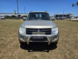 2013 Mitsubishi Pajero GLX-R