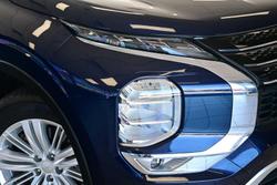 2024 Mitsubishi Outlander LS