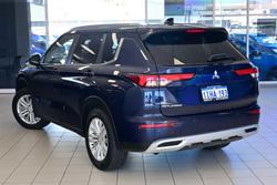 2024 Mitsubishi Outlander LS