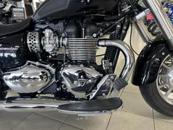 2014 Triumph America America Black