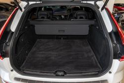 2021 Volvo XC60 B6 R-Design MY22 AWD White