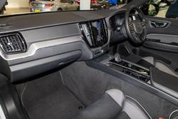 2021 Volvo XC60 B6 R-Design MY22 AWD White