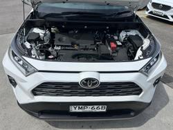 2022 Toyota RAV4 GXL