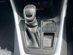 2022 Toyota
RAV4 GXL