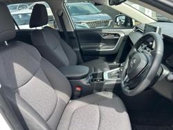 2022 Toyota
RAV4 GXL