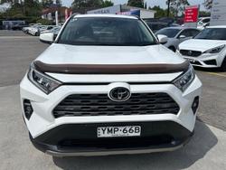 2022 Toyota
RAV4 GXL