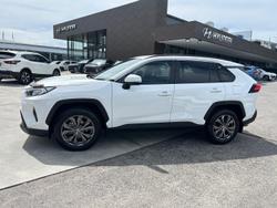 2022 Toyota
RAV4 GXL