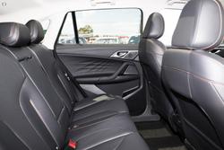 2025 MG HS Super Hybrid Essence AS33P MY25 Cashmere Silver