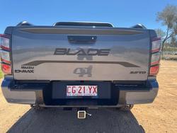 2025 Isuzu D-MAX BLADE MY24 4X4 Dual Range Granite Grey