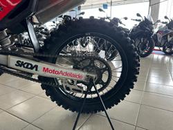 2022 Honda CRF250R CRF Red