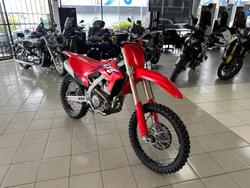 2022 Honda CRF250R CRF Red