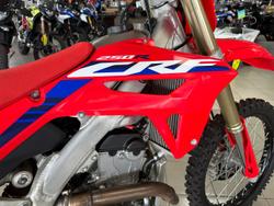 2022 Honda CRF250R CRF Red