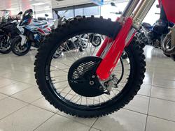 2022 Honda CRF250R CRF Red